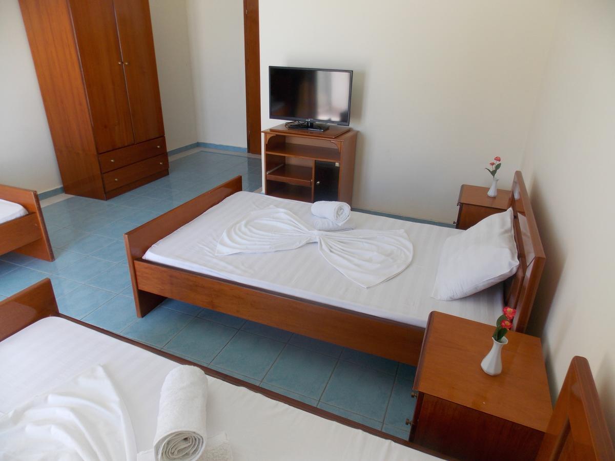 Hotel Dea Sarandë Exteriér fotografie