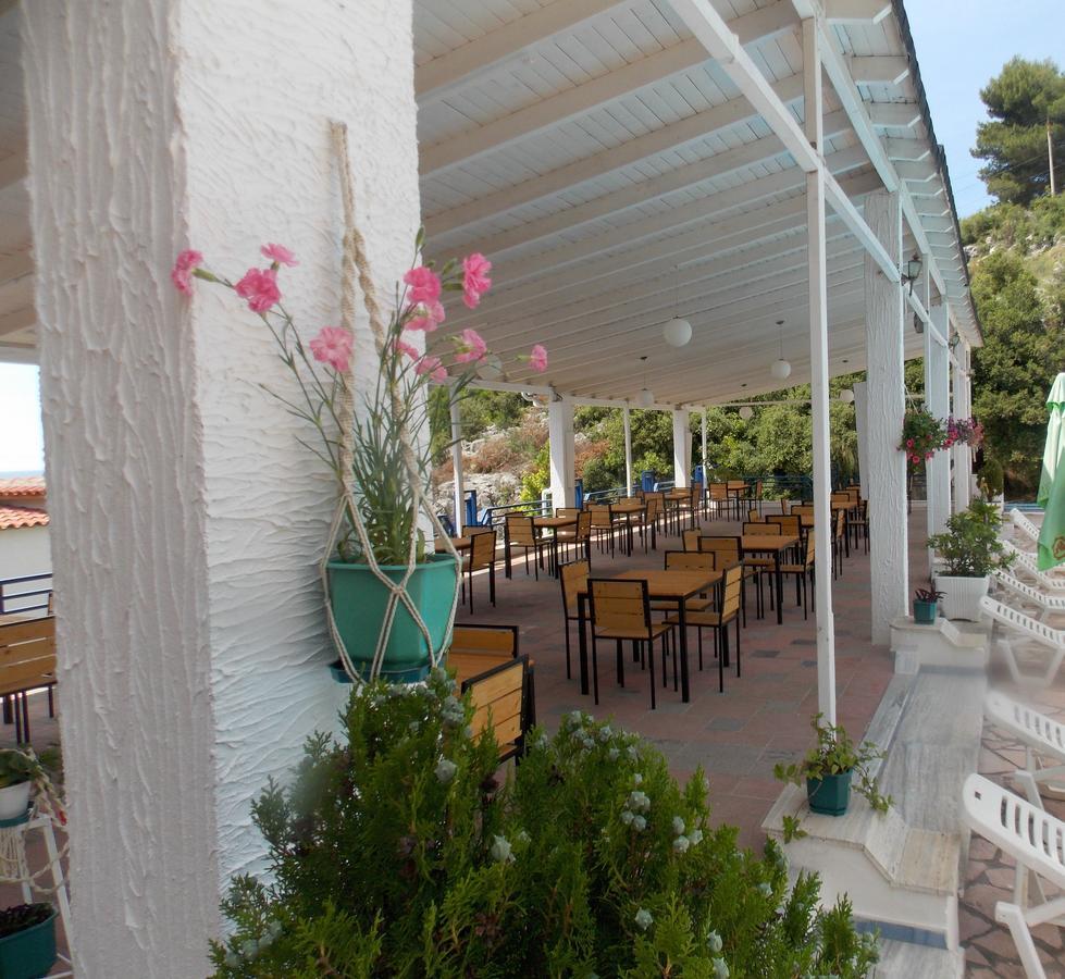 Hotel Dea Sarandë Exteriér fotografie