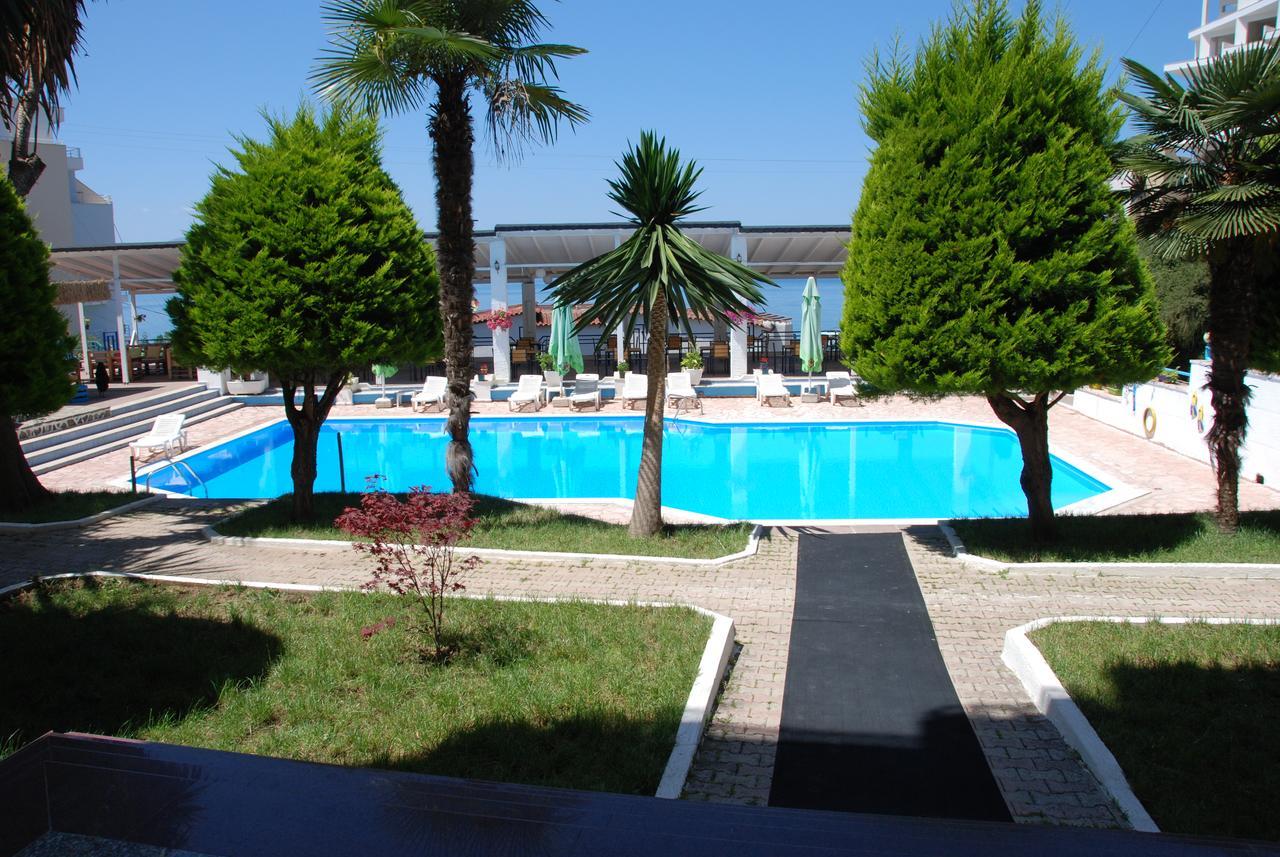 Hotel Dea Sarandë Exteriér fotografie
